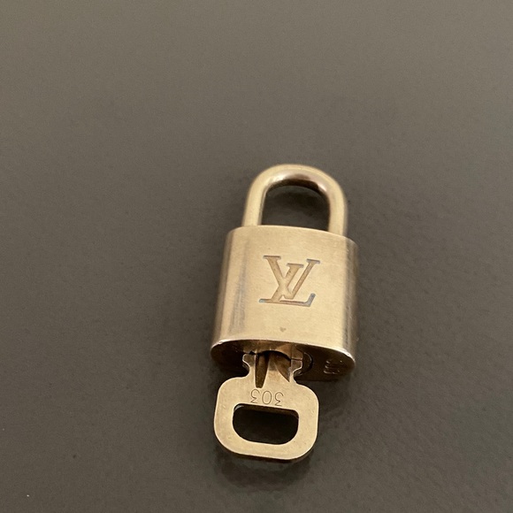 Louis Vuitton Accessories - Louis Vuitton Gold Key Padlock #303